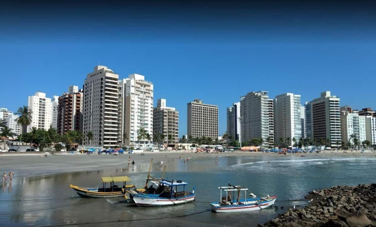 Apto Com Garagem E Lavanderia Em Frente A Praia 과루자 외부 사진