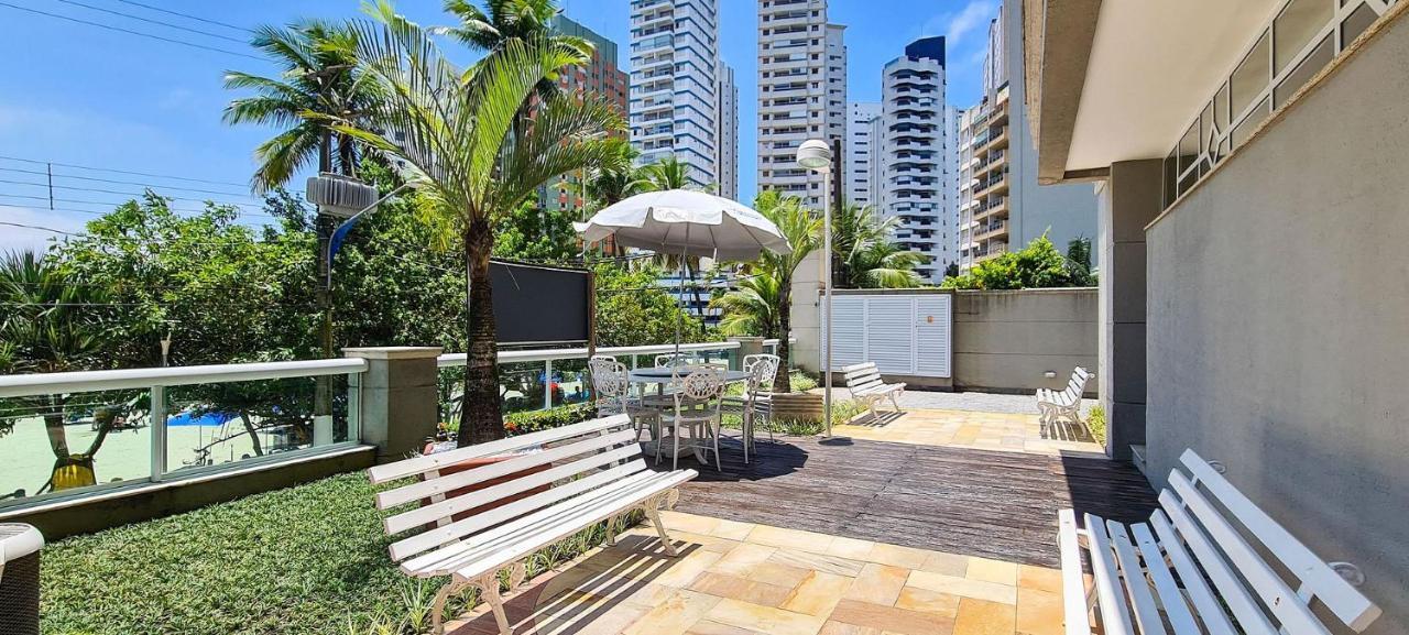 Apto Com Garagem E Lavanderia Em Frente A Praia 과루자 외부 사진